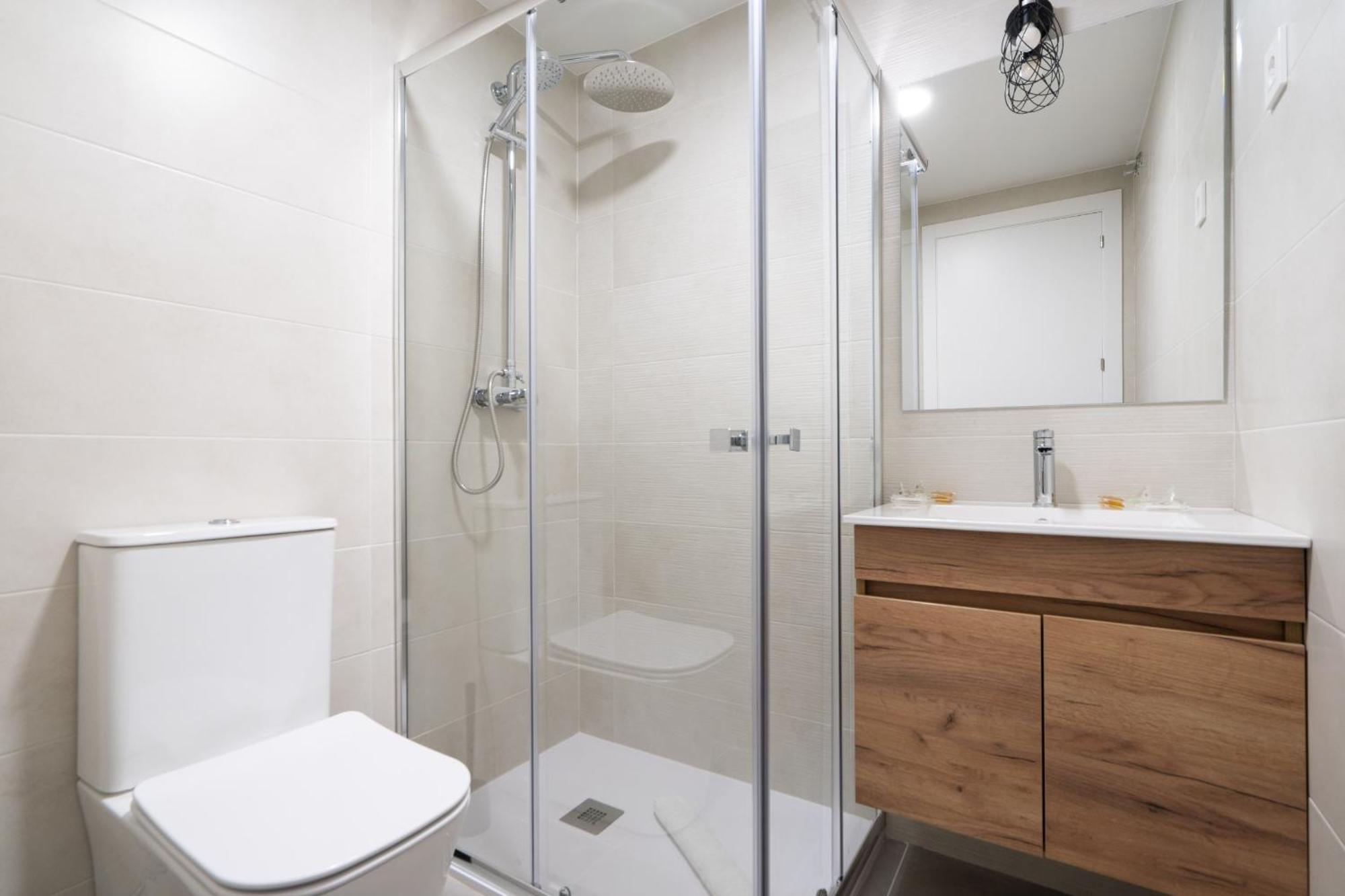 Ferienwohnung Loft Reformado Industrial Con Garaje Alquiler Temporal Madrid Exterior foto
