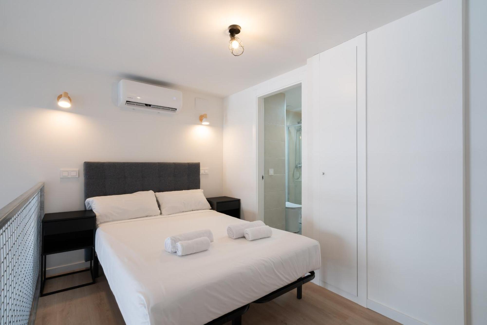 Ferienwohnung Loft Reformado Industrial Con Garaje Alquiler Temporal Madrid Exterior foto