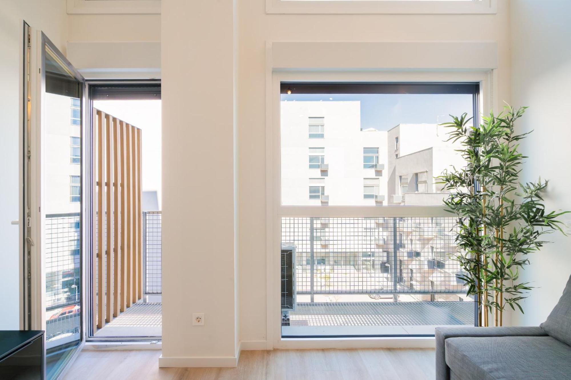 Ferienwohnung Loft Reformado Industrial Con Garaje Alquiler Temporal Madrid Exterior foto