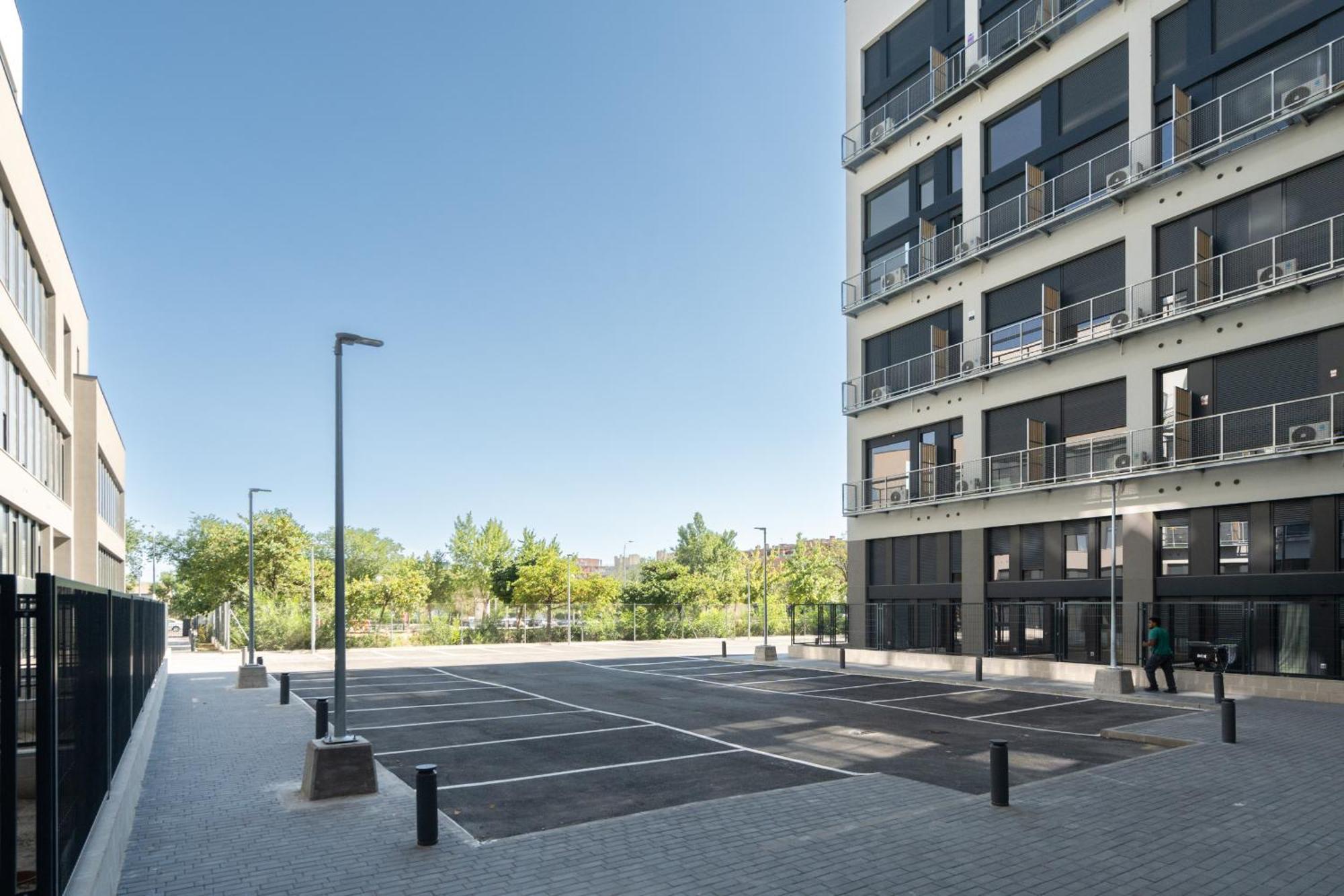 Ferienwohnung Loft Reformado Industrial Con Garaje Alquiler Temporal Madrid Exterior foto