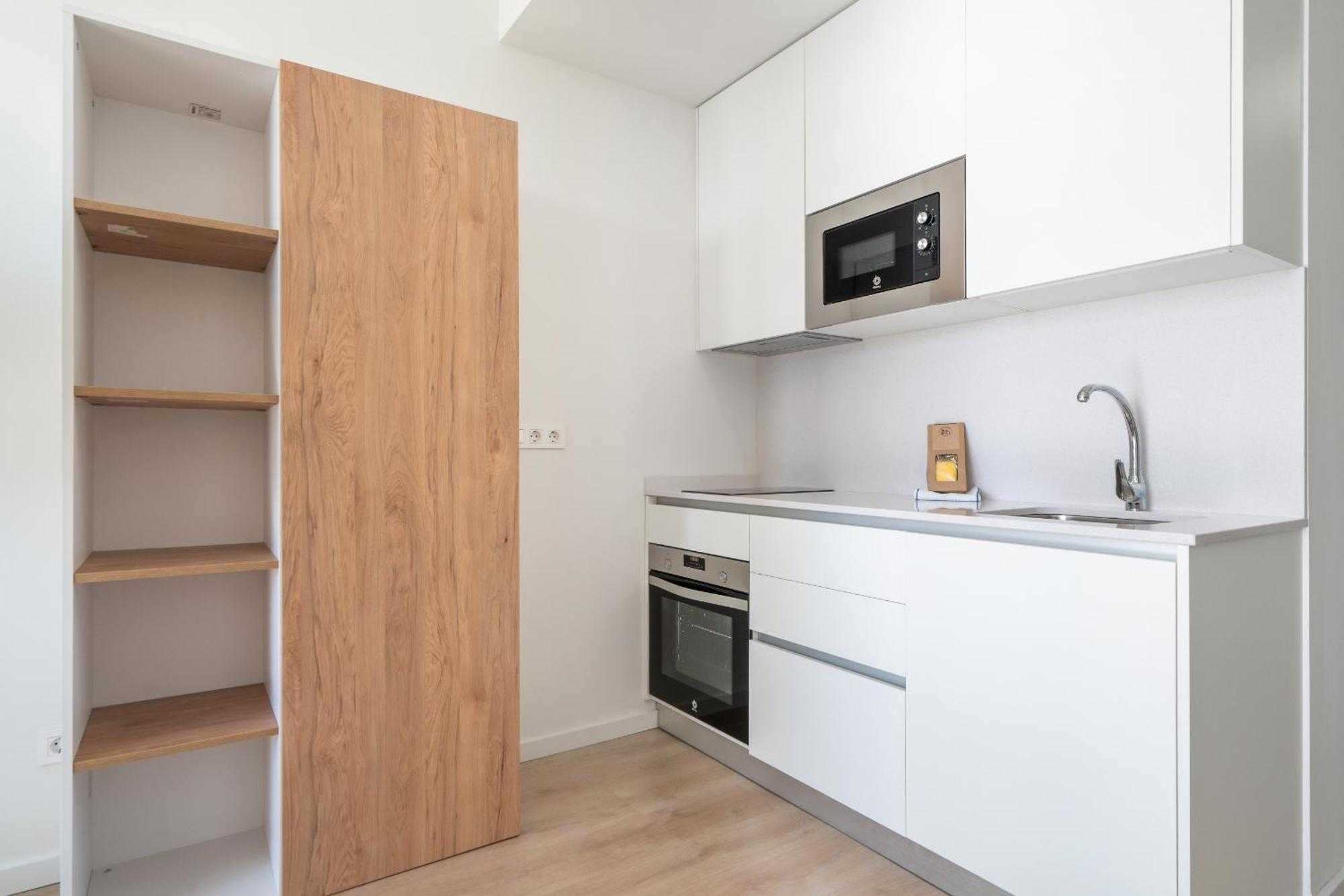 Ferienwohnung Loft Reformado Industrial Con Garaje Alquiler Temporal Madrid Exterior foto