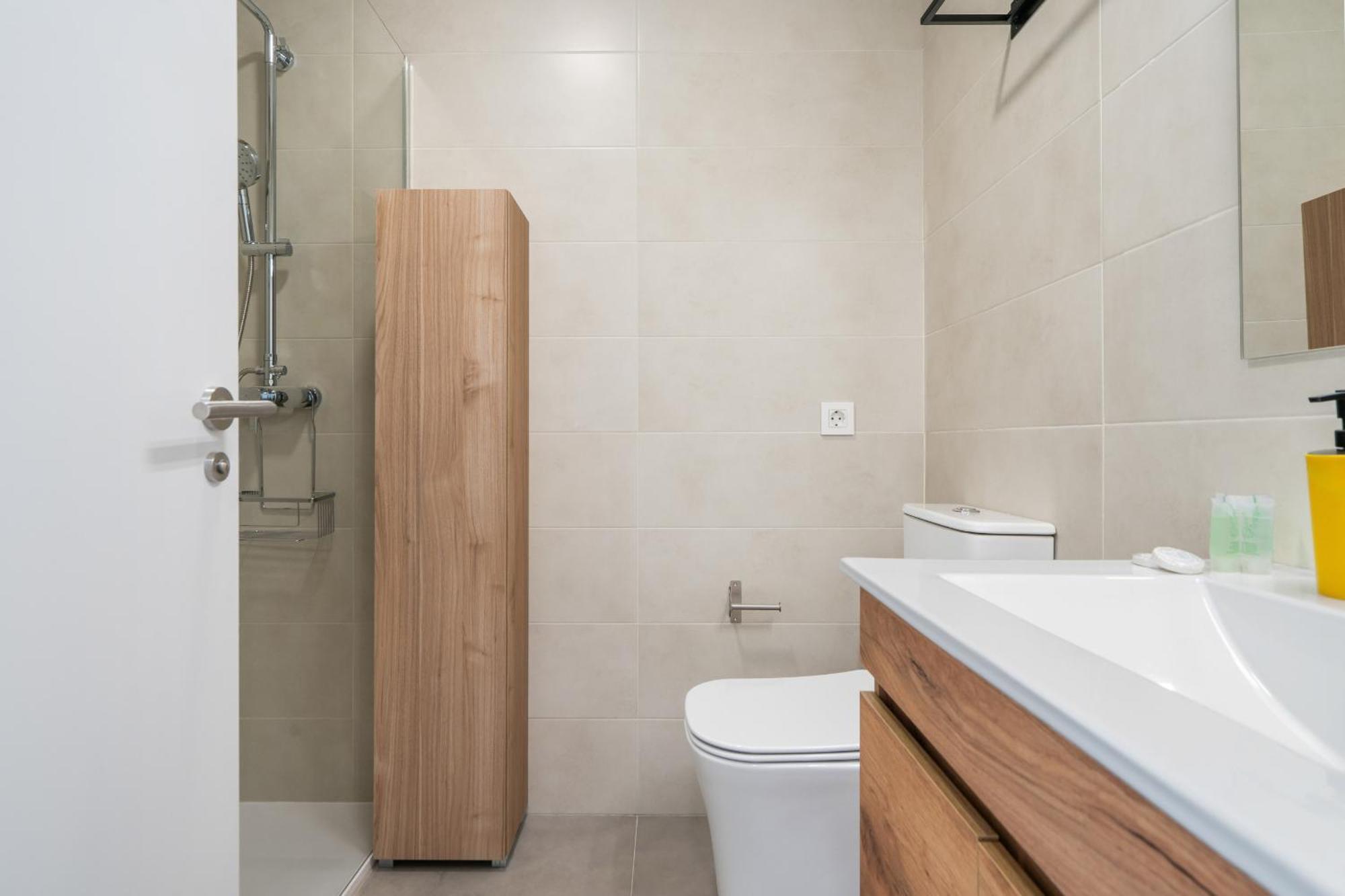 Ferienwohnung Loft Reformado Industrial Con Garaje Alquiler Temporal Madrid Exterior foto