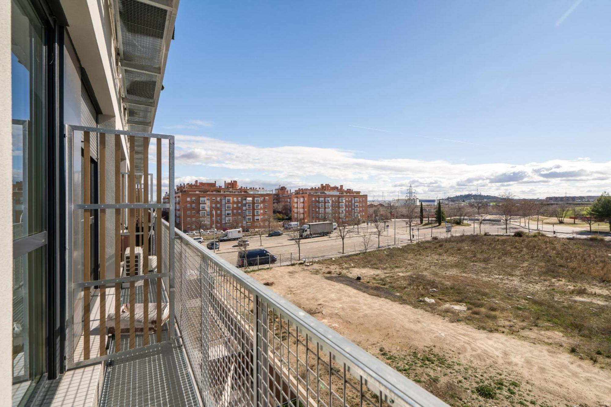 Ferienwohnung Loft Reformado Industrial Con Garaje Alquiler Temporal Madrid Exterior foto