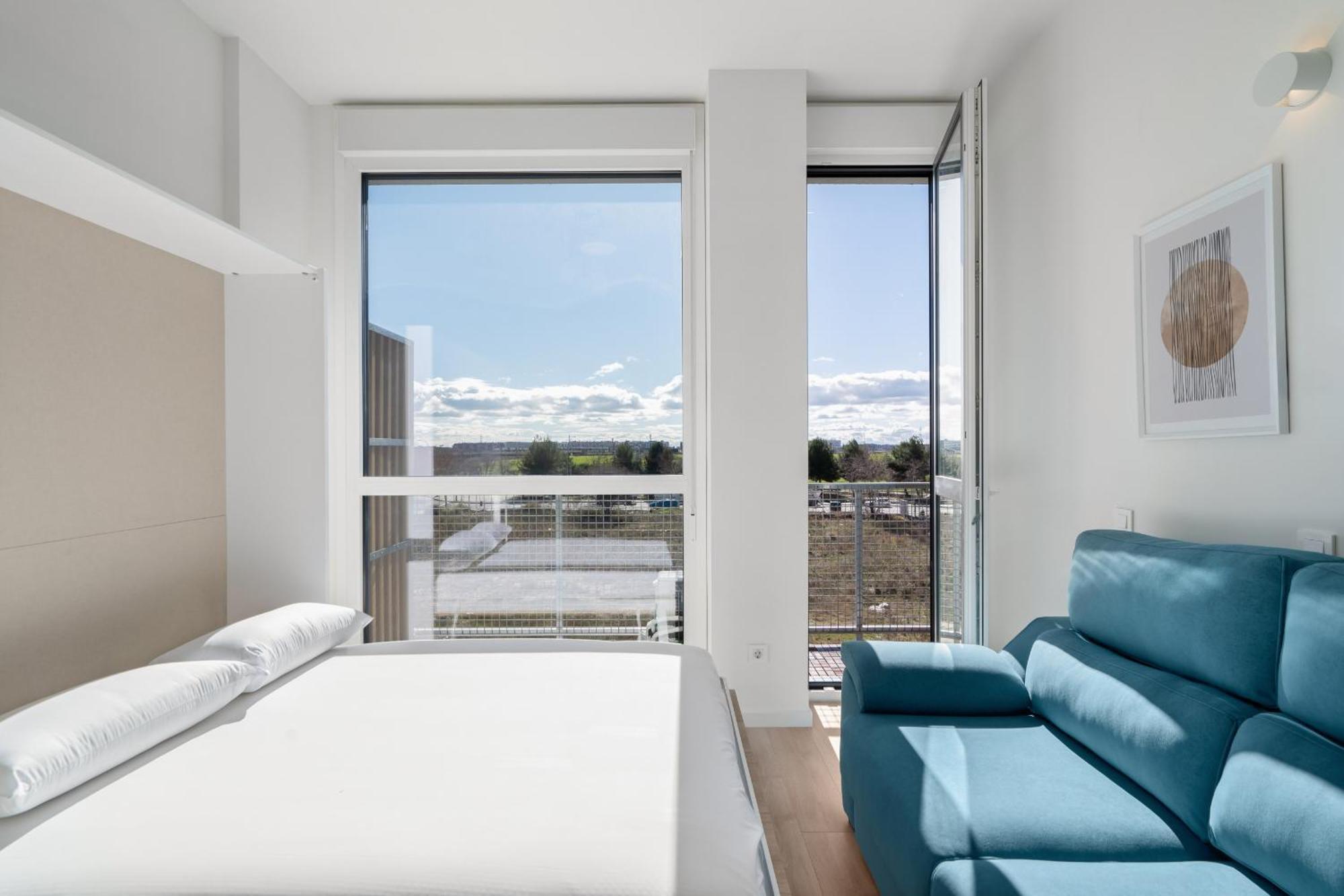 Ferienwohnung Loft Reformado Industrial Con Garaje Alquiler Temporal Madrid Exterior foto