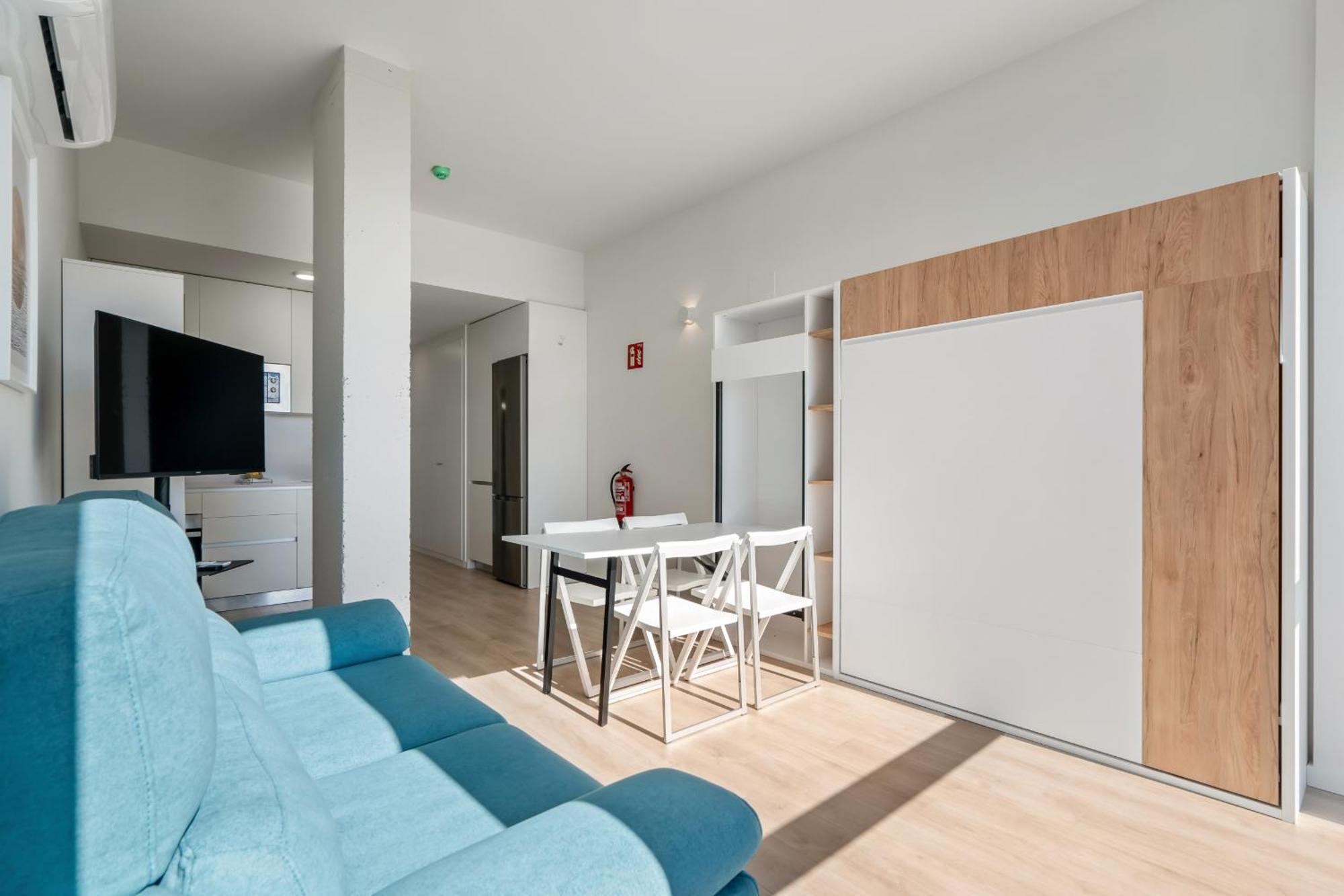 Ferienwohnung Loft Reformado Industrial Con Garaje Alquiler Temporal Madrid Exterior foto